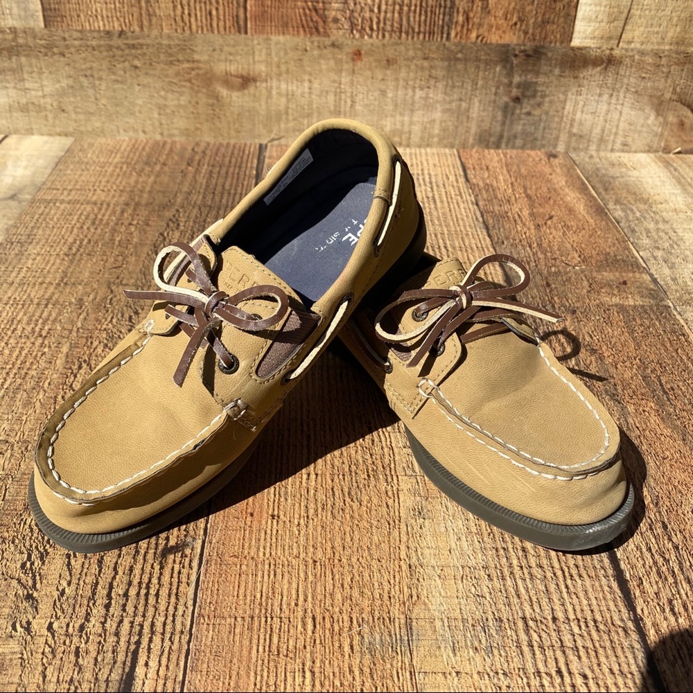 Sperry Topsiders
